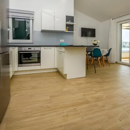 Apartment Seaside Polic Rogoznica (Sibenik-Knin)